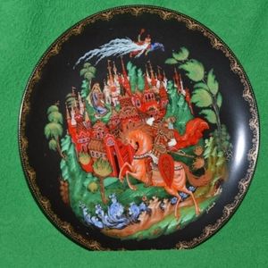 Vintage Decorative plate Ruslan and Lyudmila 1988 Palekh USSR